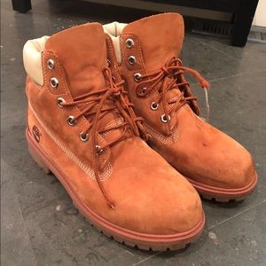 Waterproof Timberland Boots!!